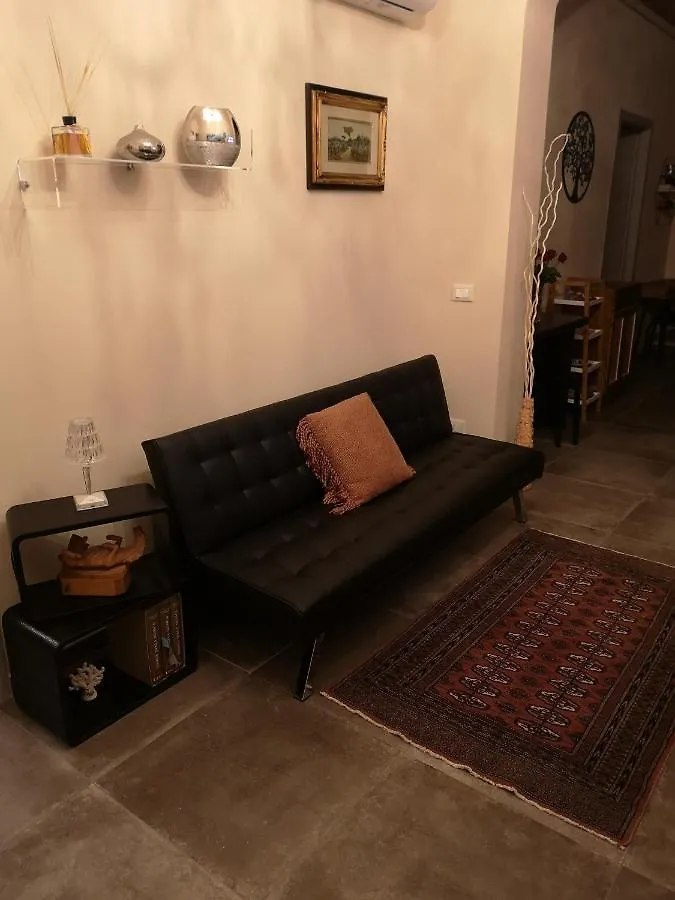 Torretta10 Guesthouse Livorno Italy